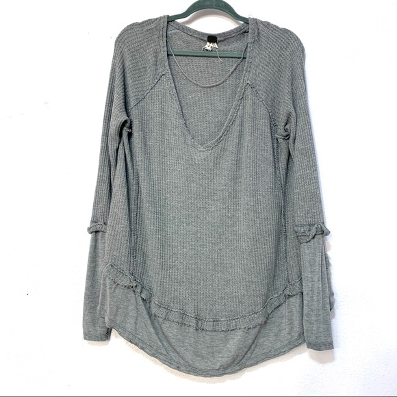 Free People Tops - We the Free V neck thermal gray Size Small C314